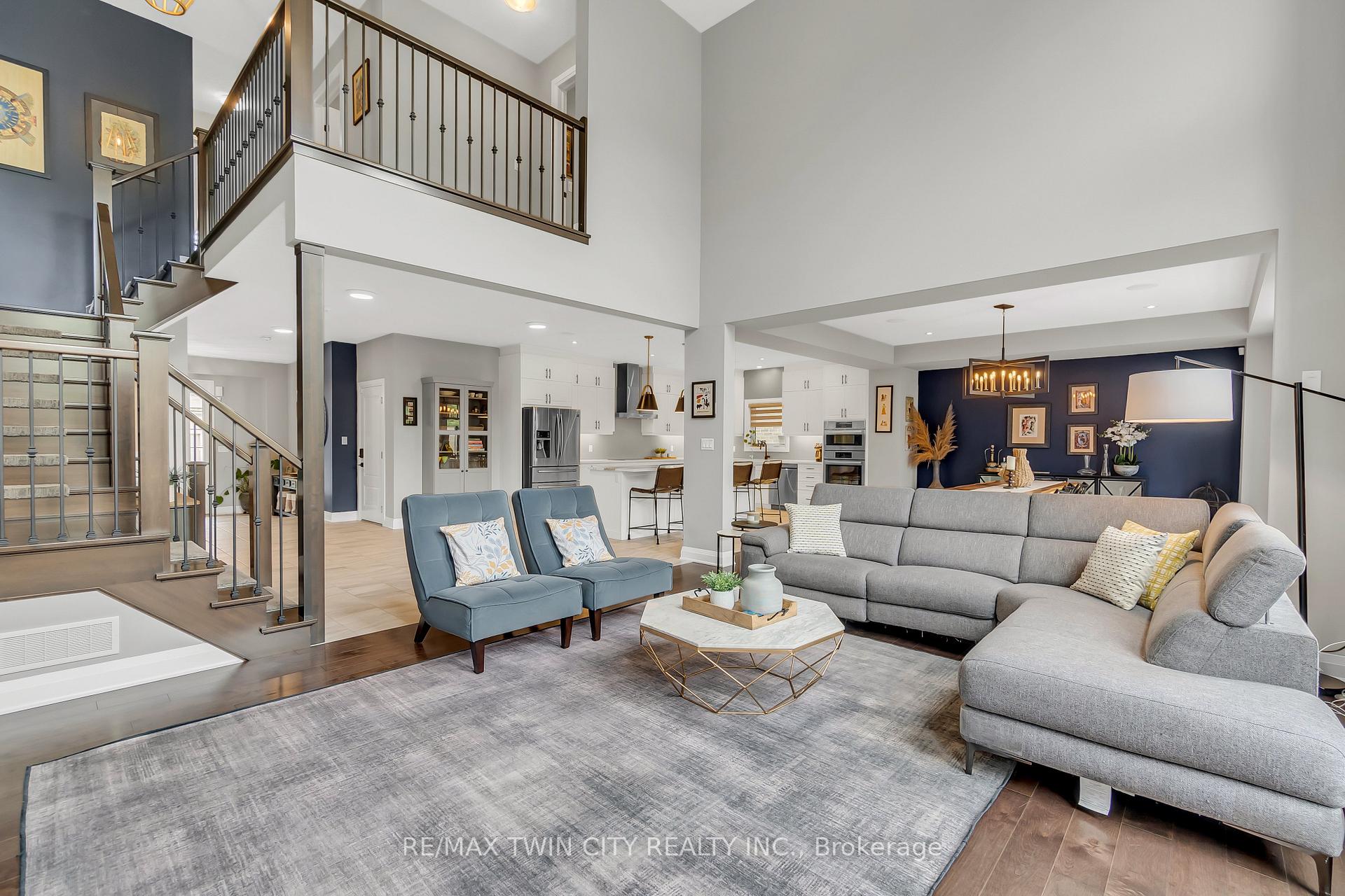 Photo 8 of 577 Bridgemill Crescent, Kitchener — HOMEH