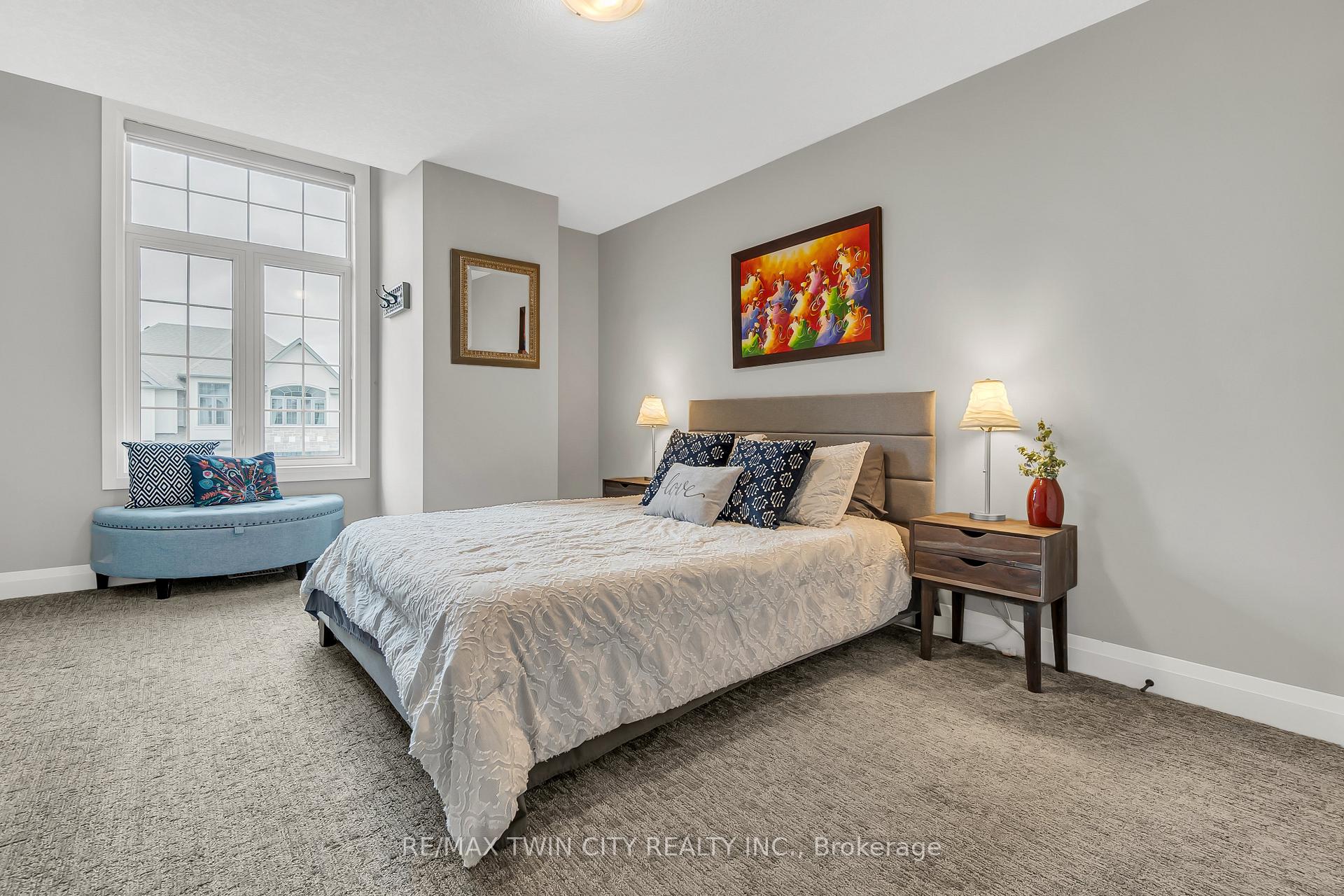 Photo 26 of 577 Bridgemill Crescent, Kitchener — HOMEH