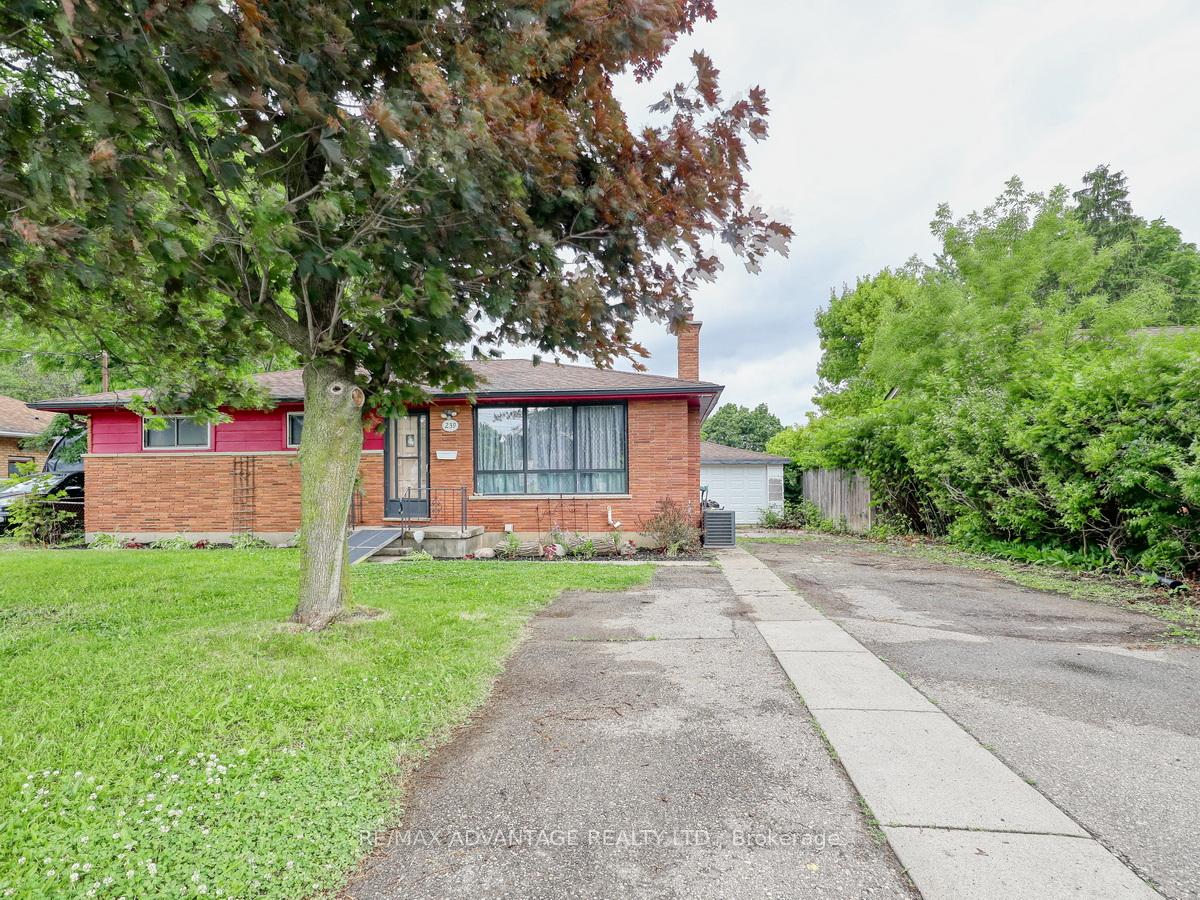 Front of 239 Commissioners Road W