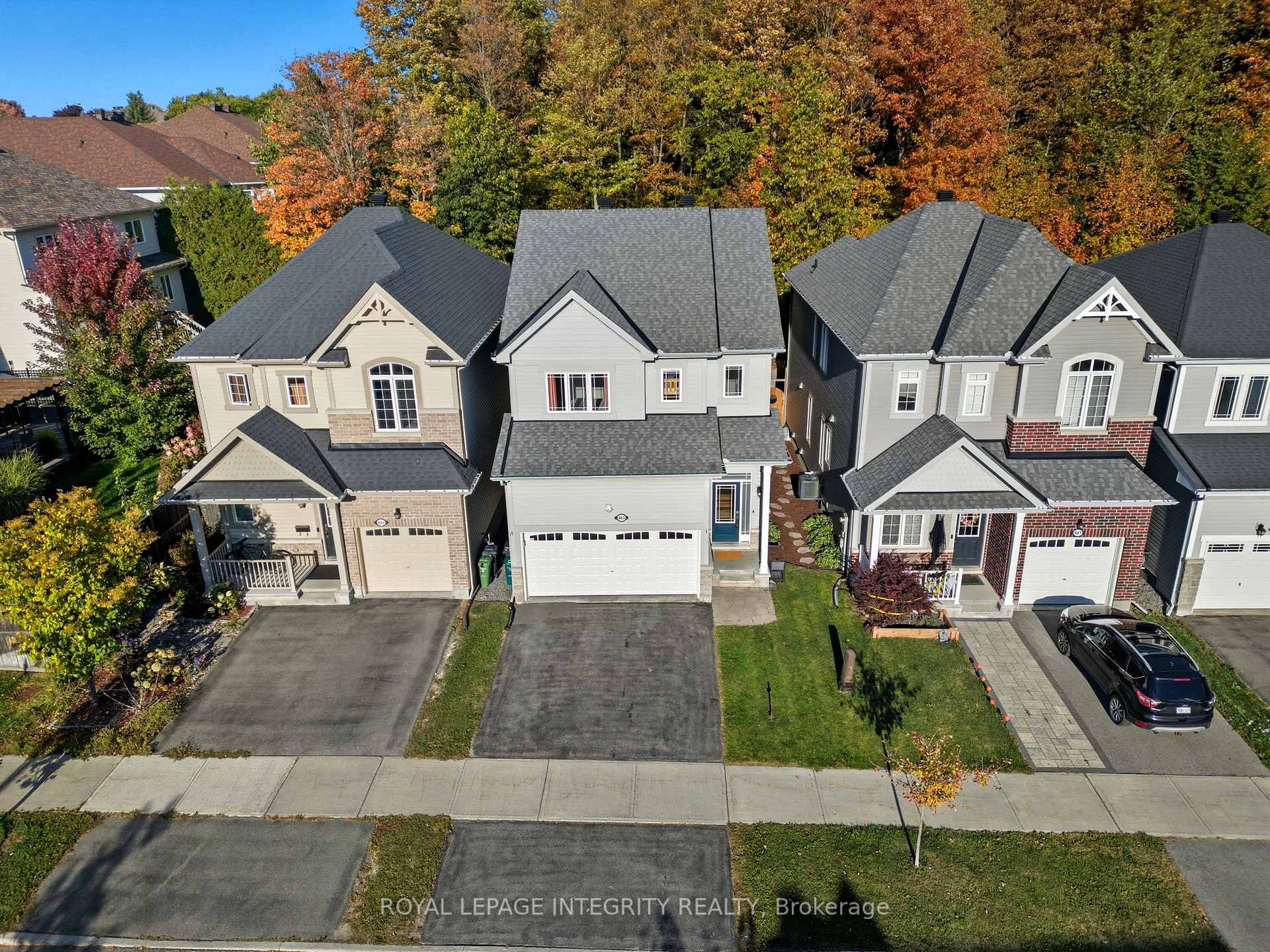 Photo 2 of 463 Meadowbreeze Drive, Ottawa, Kanata - Emerald Meadows/Trailwest — HOMEH