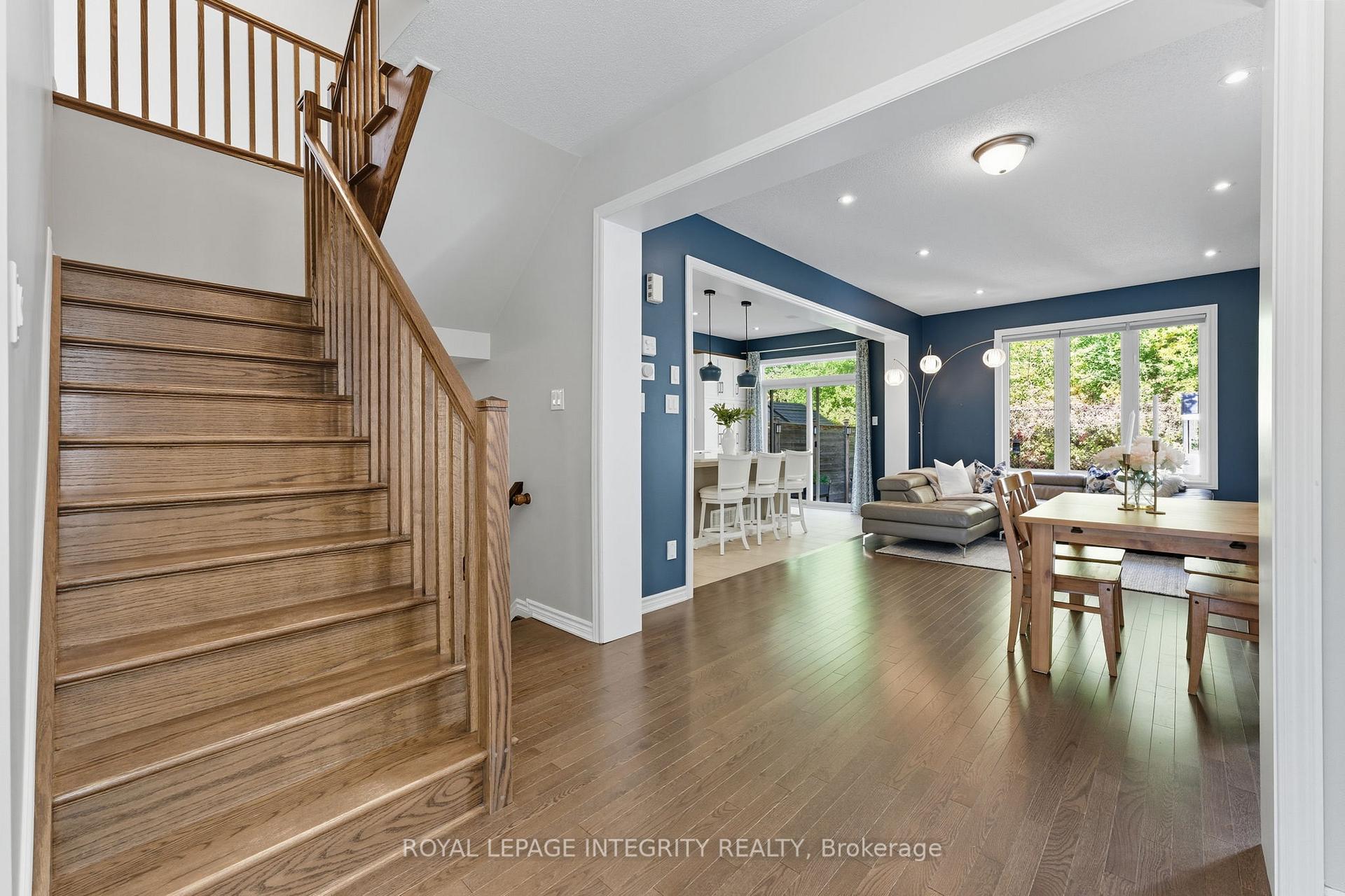 Photo 7 of 463 Meadowbreeze Drive, Ottawa, Kanata - Emerald Meadows/Trailwest — HOMEH