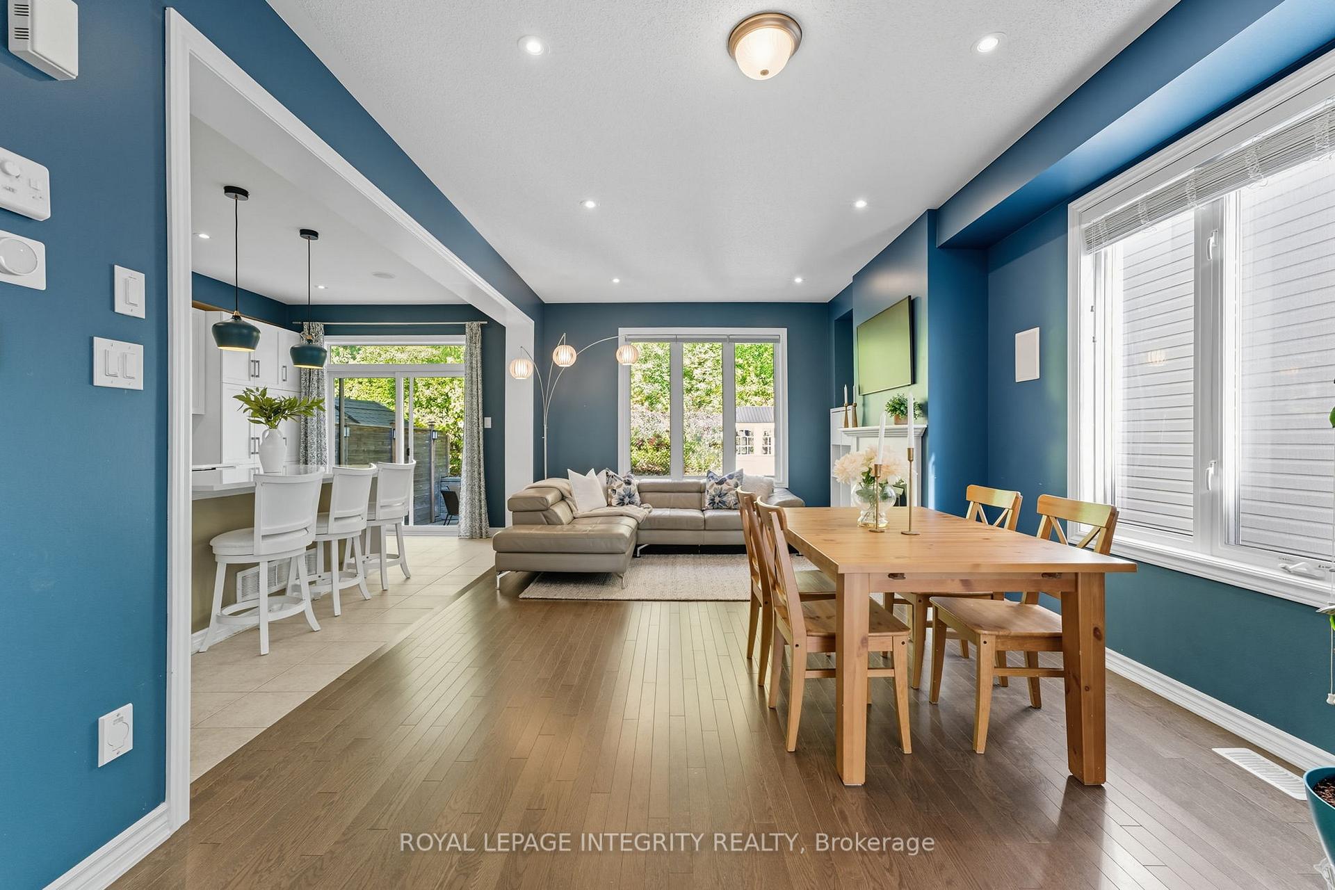Photo 8 of 463 Meadowbreeze Drive, Ottawa, Kanata - Emerald Meadows/Trailwest — HOMEH