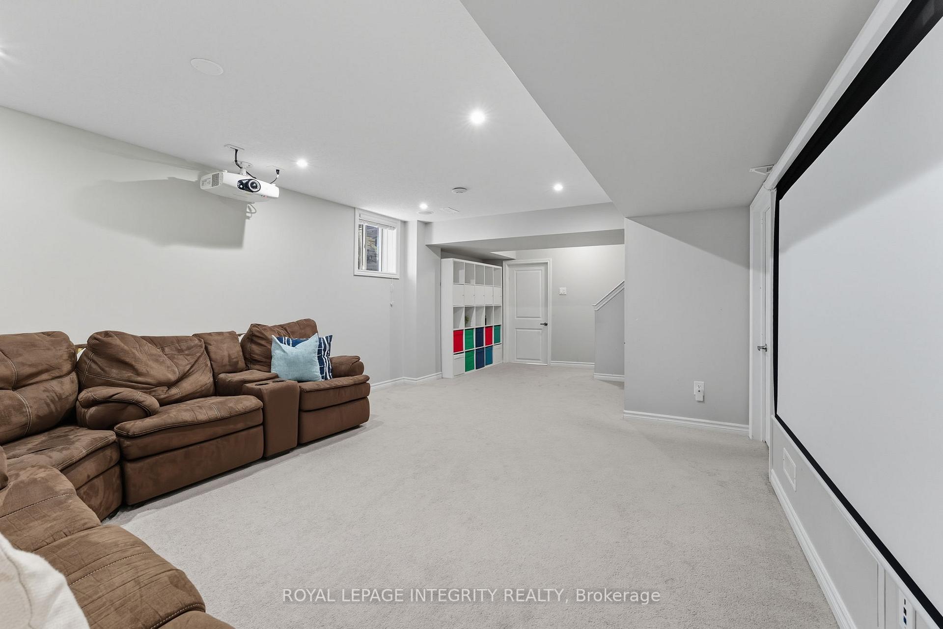 Photo 35 of 463 Meadowbreeze Drive, Ottawa, Kanata - Emerald Meadows/Trailwest — HOMEH