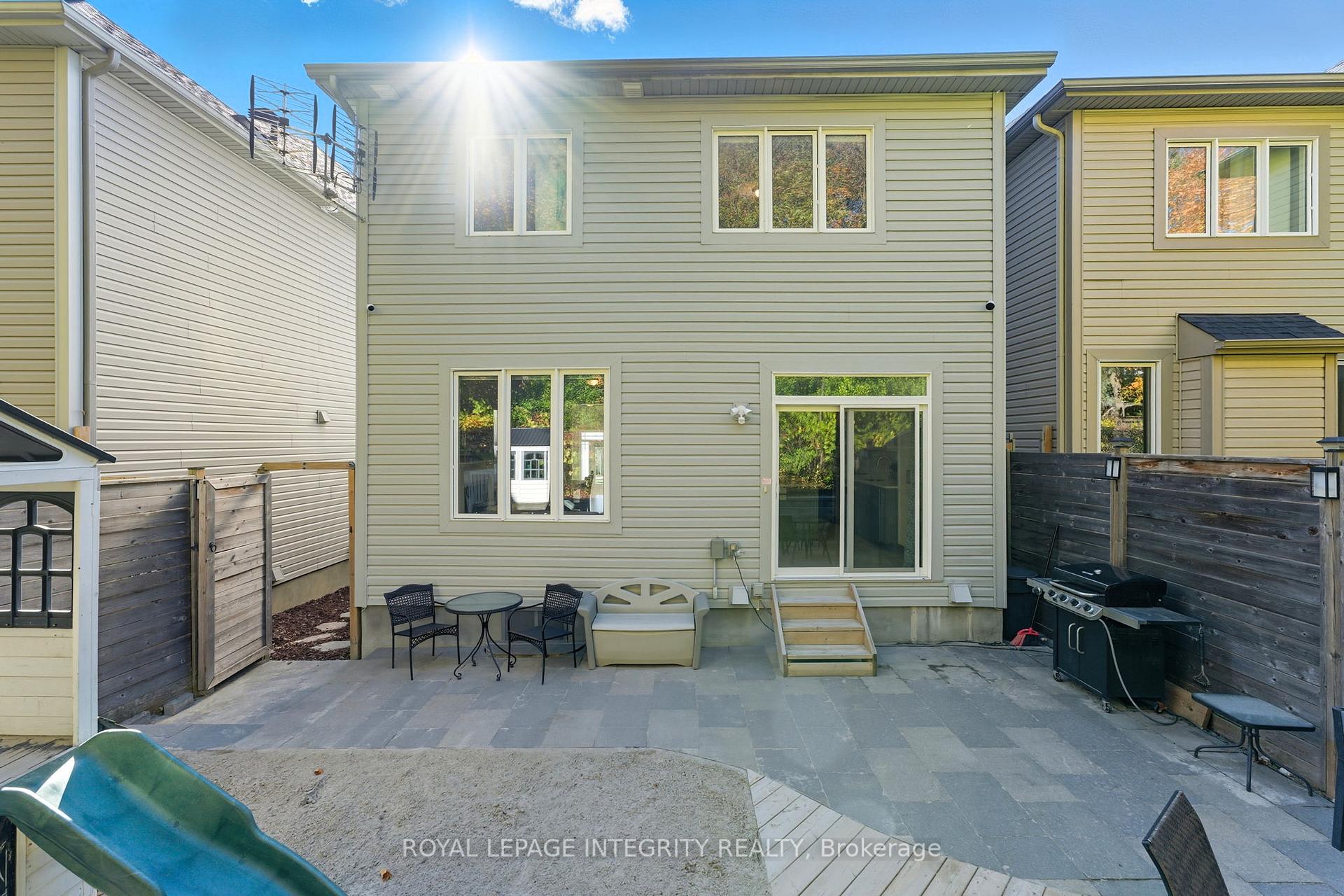 Photo 37 of 463 Meadowbreeze Drive, Ottawa, Kanata - Emerald Meadows/Trailwest — HOMEH