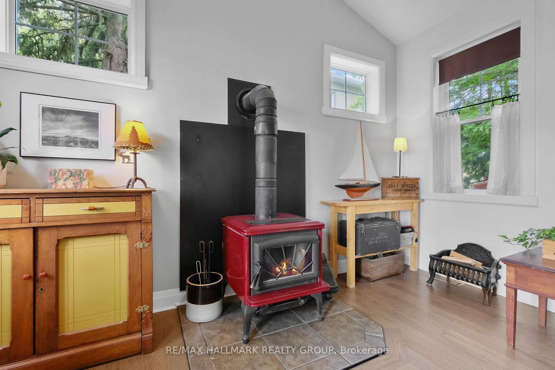 Photo 10 of 500 Bayview Drive, Ottawa, Constance Bay — HOMEH