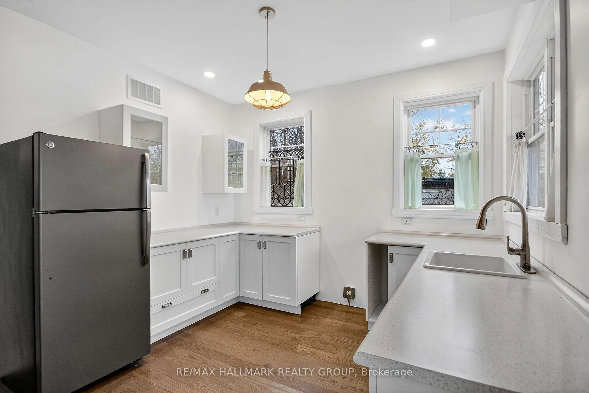 Photo 15 of 500 Bayview Drive, Ottawa, Constance Bay — HOMEH