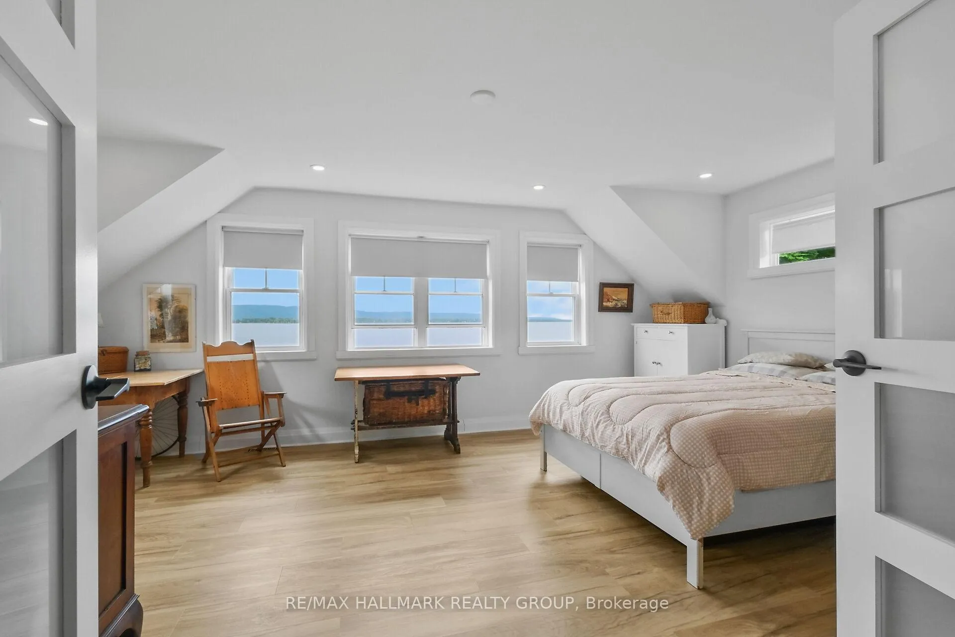 Photo 21 of 500 Bayview Drive, Ottawa, Constance Bay — HOMEH