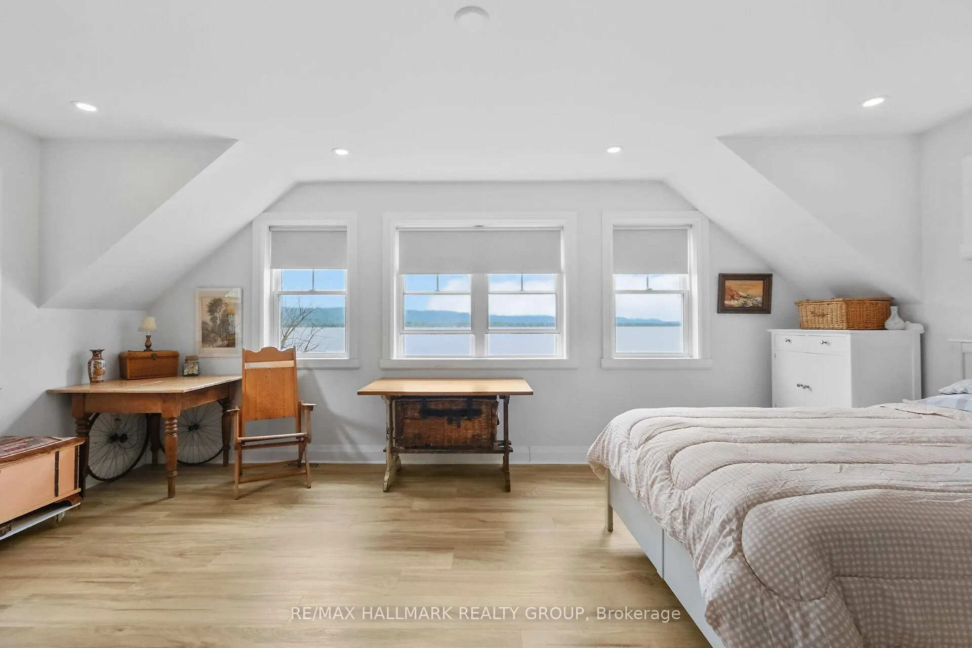 Photo 22 of 500 Bayview Drive, Ottawa, Constance Bay — HOMEH
