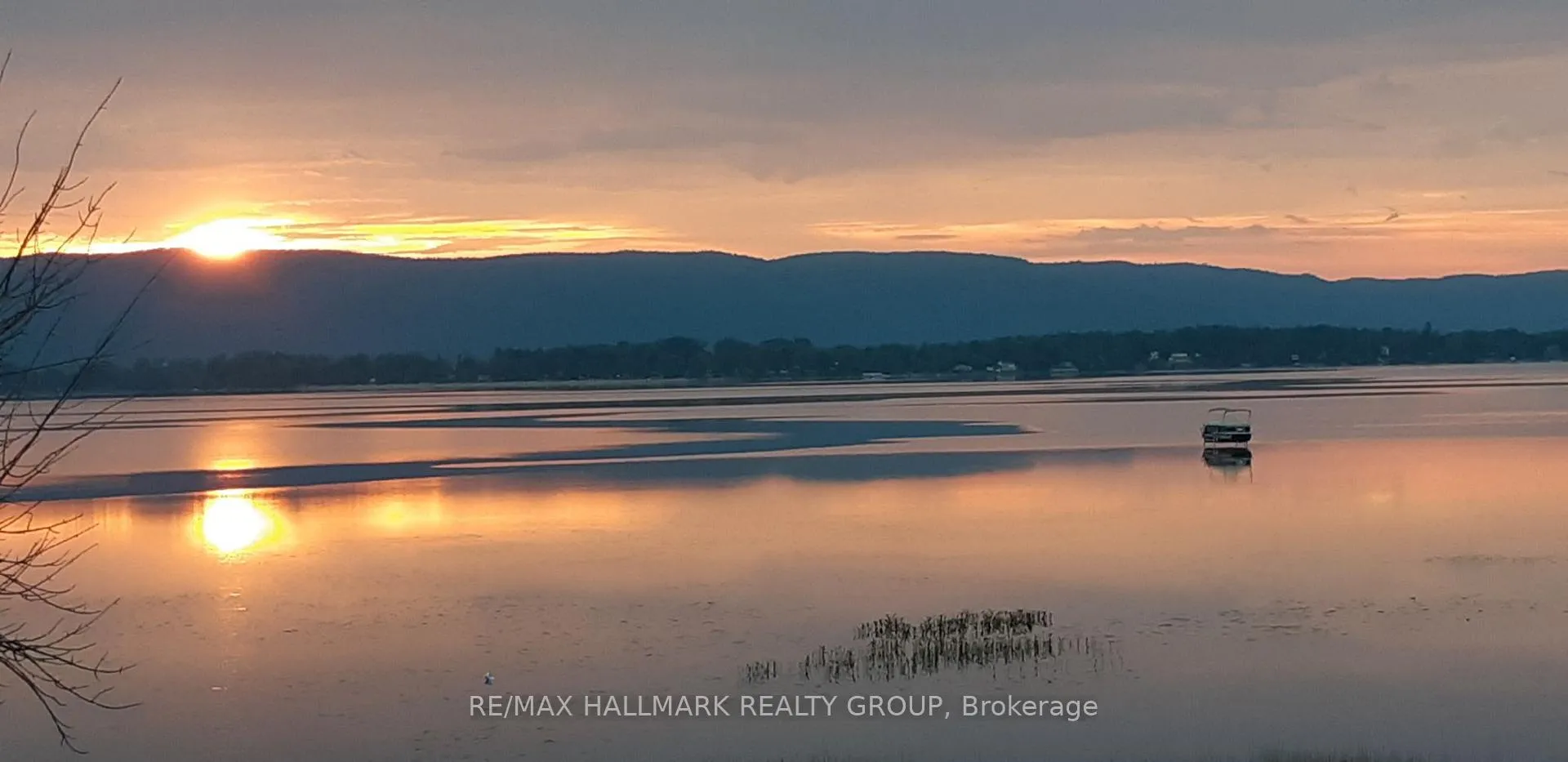 Photo 36 of 500 Bayview Drive, Ottawa, Constance Bay — HOMEH