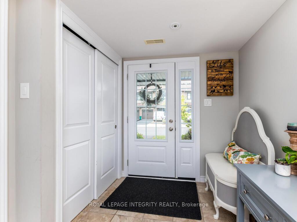Photo 3 of 20 Fallengale Crescent, Ottawa, Kanata - Kanata Lakes/Heritage Hills — HOMEH