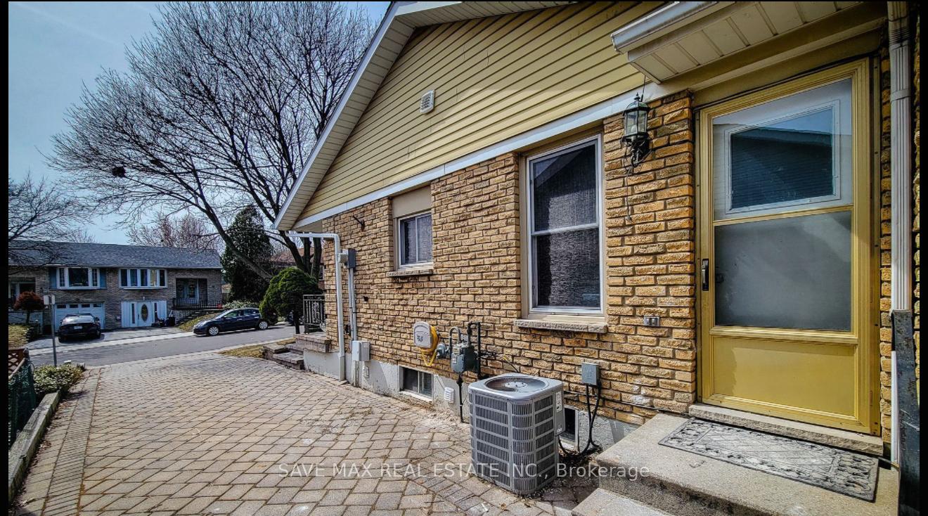 Photo 3 of 297 Magnolia Drive, Hamilton, Fessenden — HOMEH