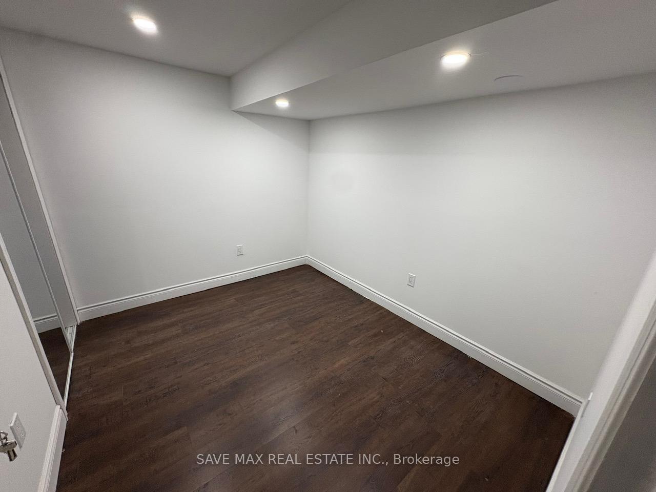 Photo 16 of 297 Magnolia Drive, Hamilton, Fessenden — HOMEH