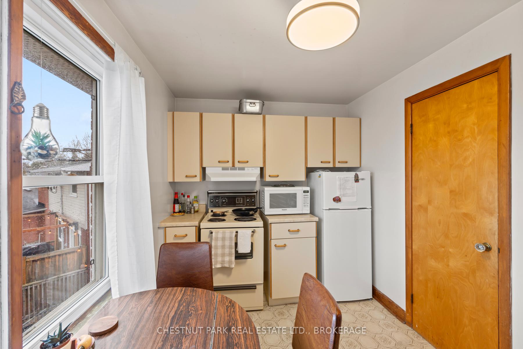 Photo 25 of 87-89 Hatter Street, Kingston, Central City West — HOMEH