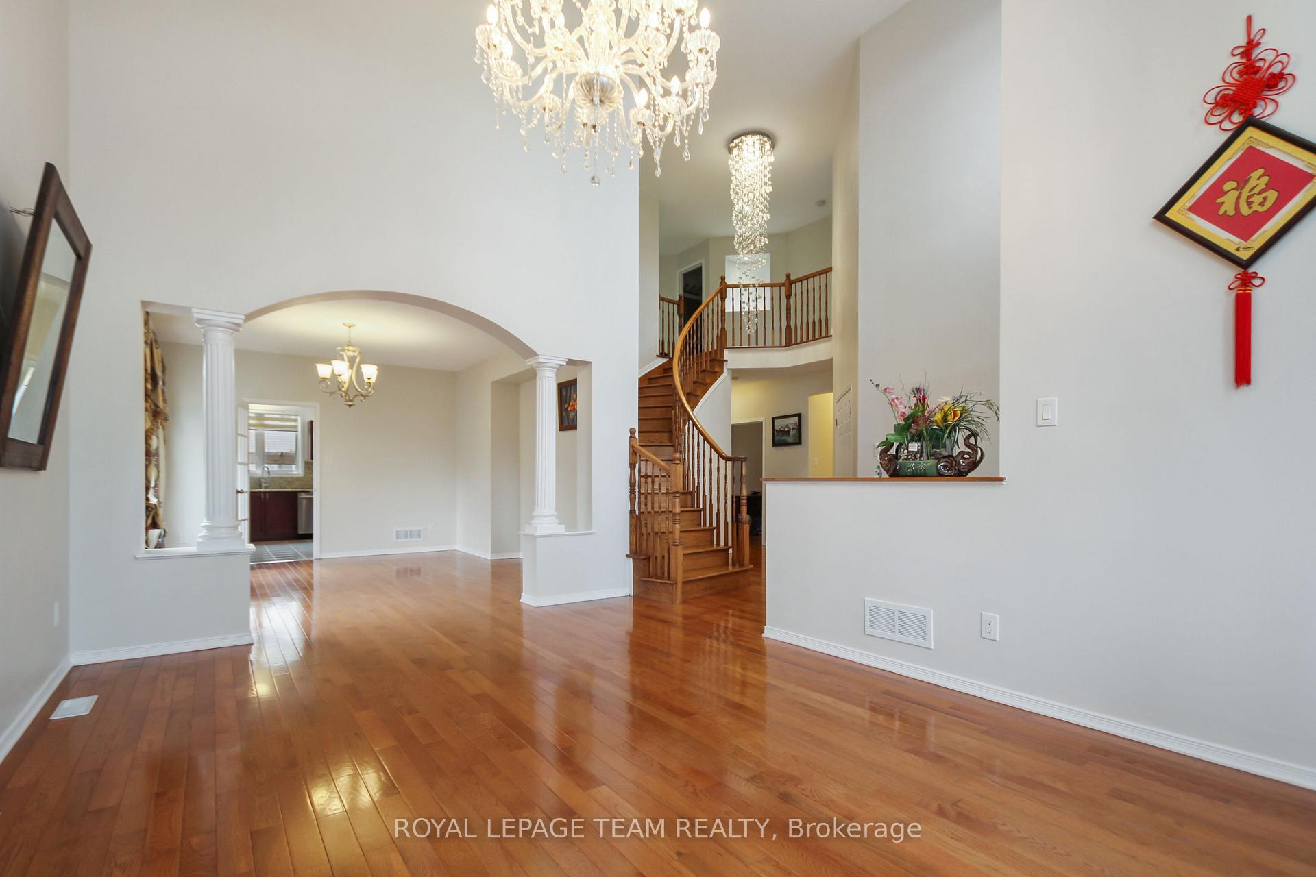 Photo 6 of 214 Asturcon Street, Ottawa, Kanata - Emerald Meadows/Trailwest — HOMEH