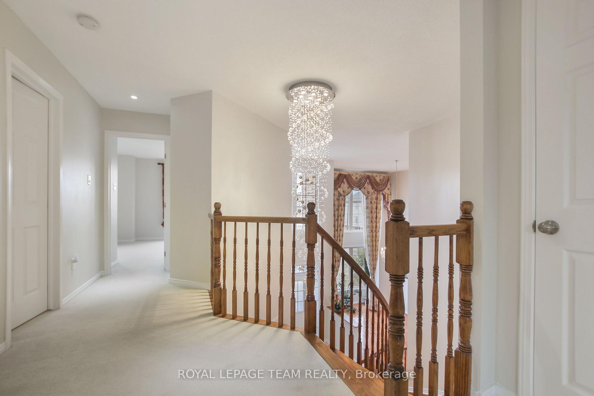 Photo 17 of 214 Asturcon Street, Ottawa, Kanata - Emerald Meadows/Trailwest — HOMEH