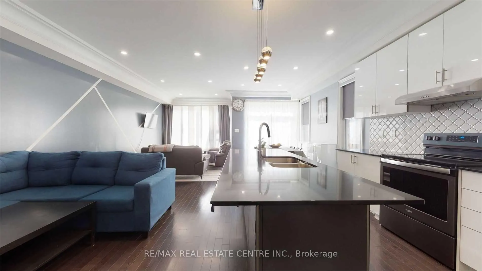 Photo 5 of 55 hubbell Road, Brampton, Bram West — HOMEH