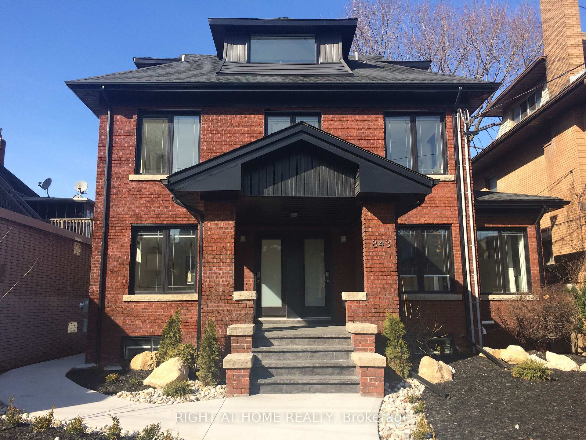 Photo 1 of Unit 2, 843 Main Street E, Hamilton, Stipley — HOMEH