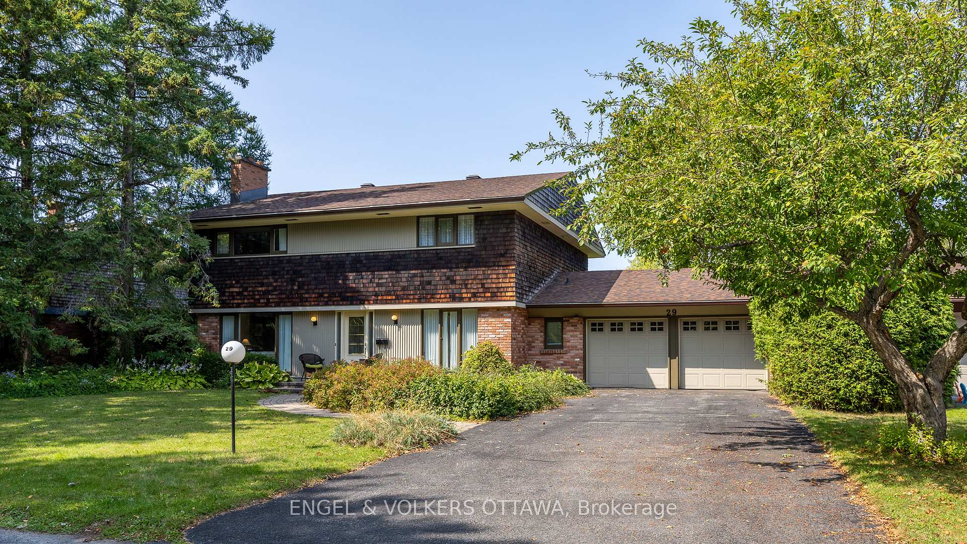 Photo 1 of 29 Milne Crescent, Ottawa, Kanata - Beaverbrook — HOMEH
