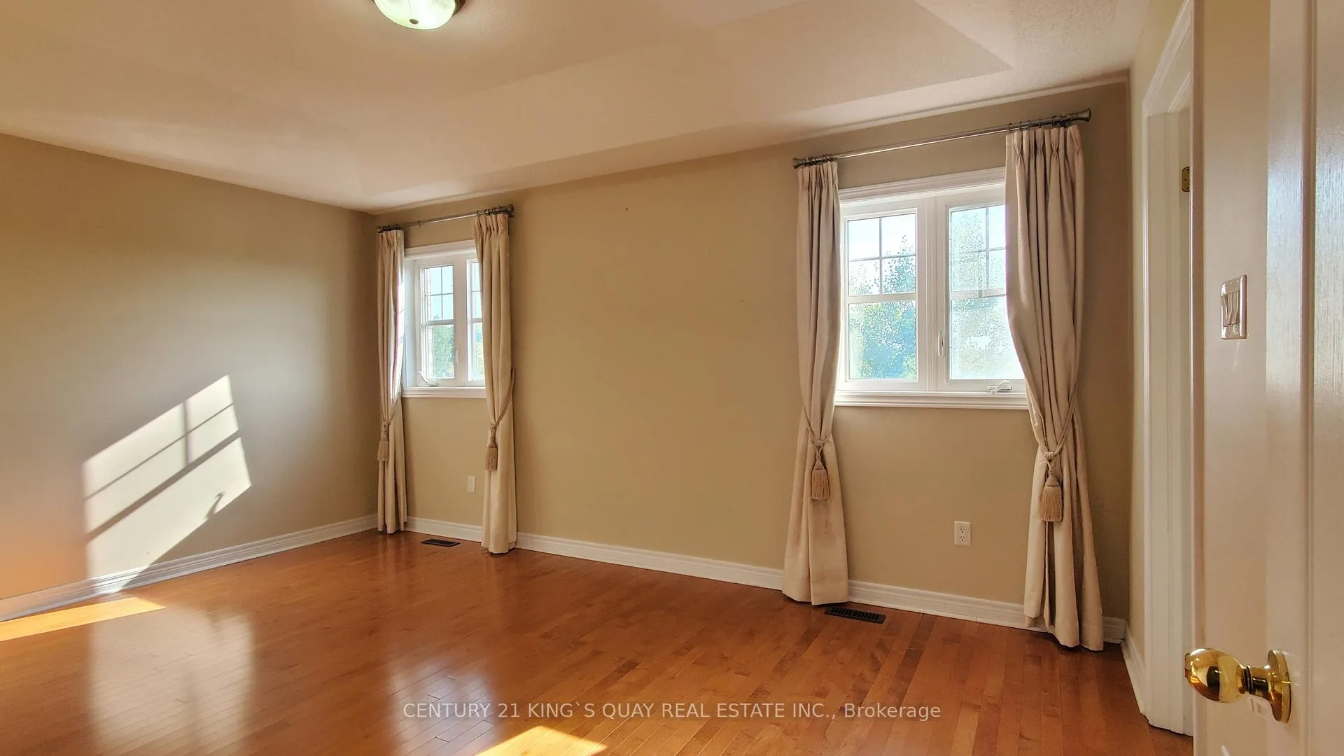 Photo 13 of 95 Princess Diana Drive, Markham, Cathedraltown — HOMEH