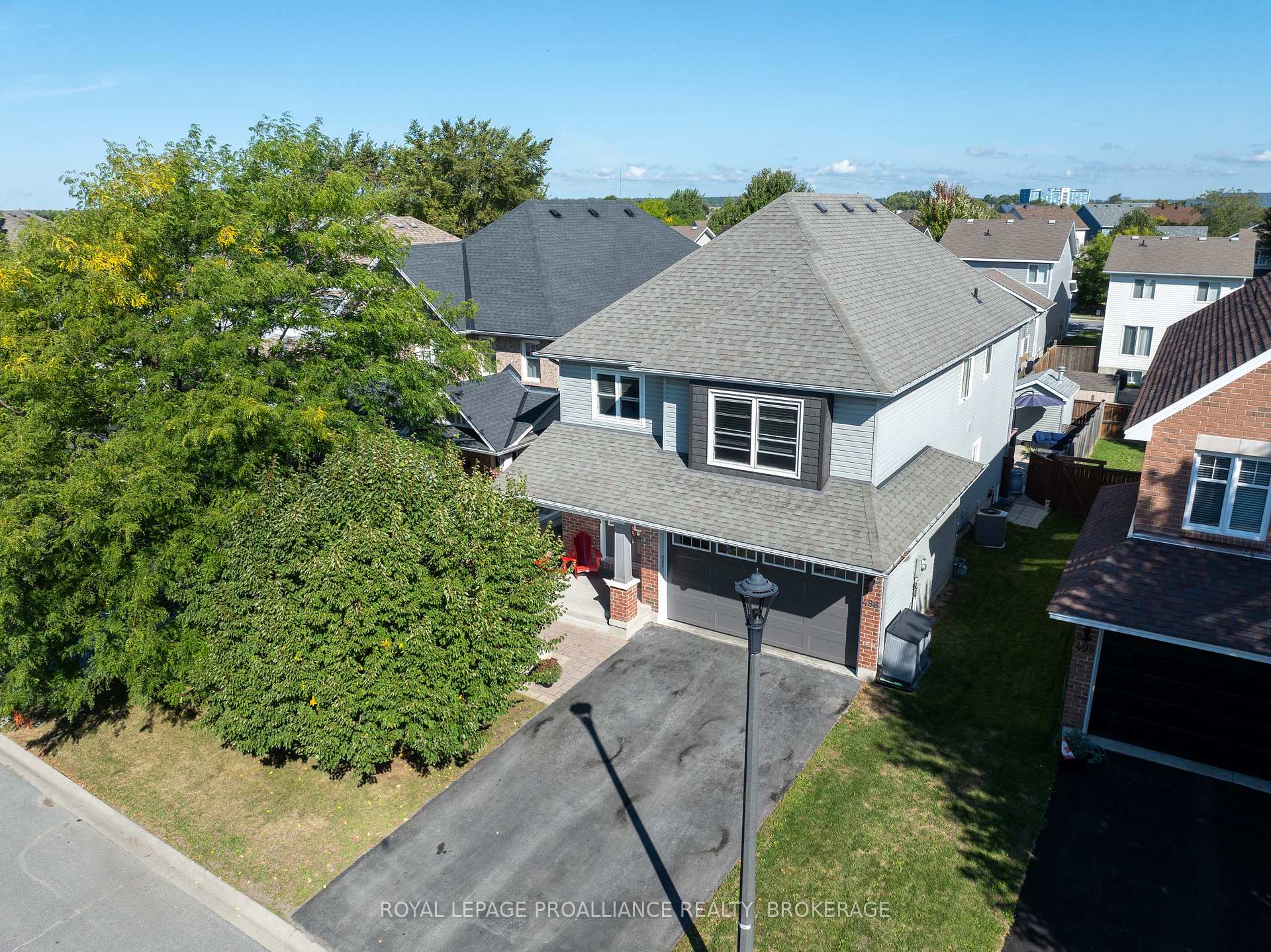 Photo 4 of 496 Cheryl Place, Kingston, Kingston East (Incl Barret Crt) — HOMEH