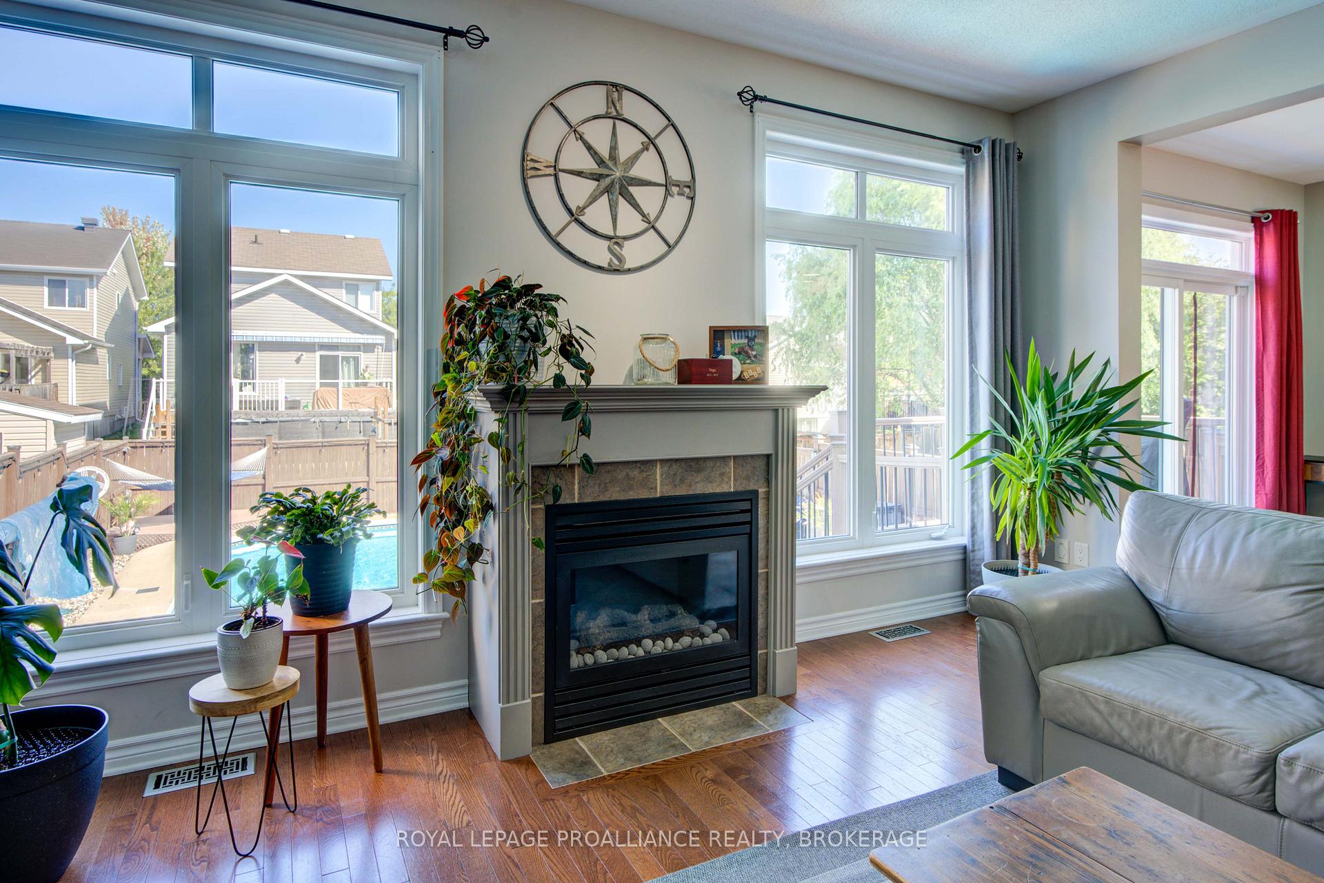 Photo 13 of 496 Cheryl Place, Kingston, Kingston East (Incl Barret Crt) — HOMEH