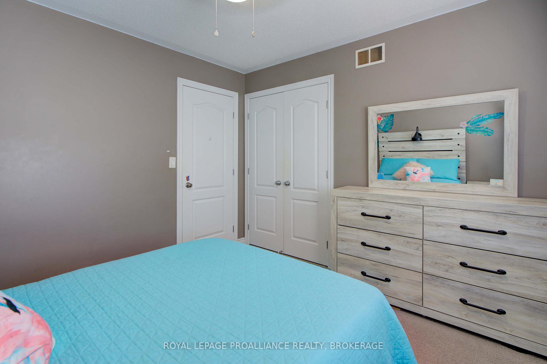 Photo 28 of 496 Cheryl Place, Kingston, Kingston East (Incl Barret Crt) — HOMEH