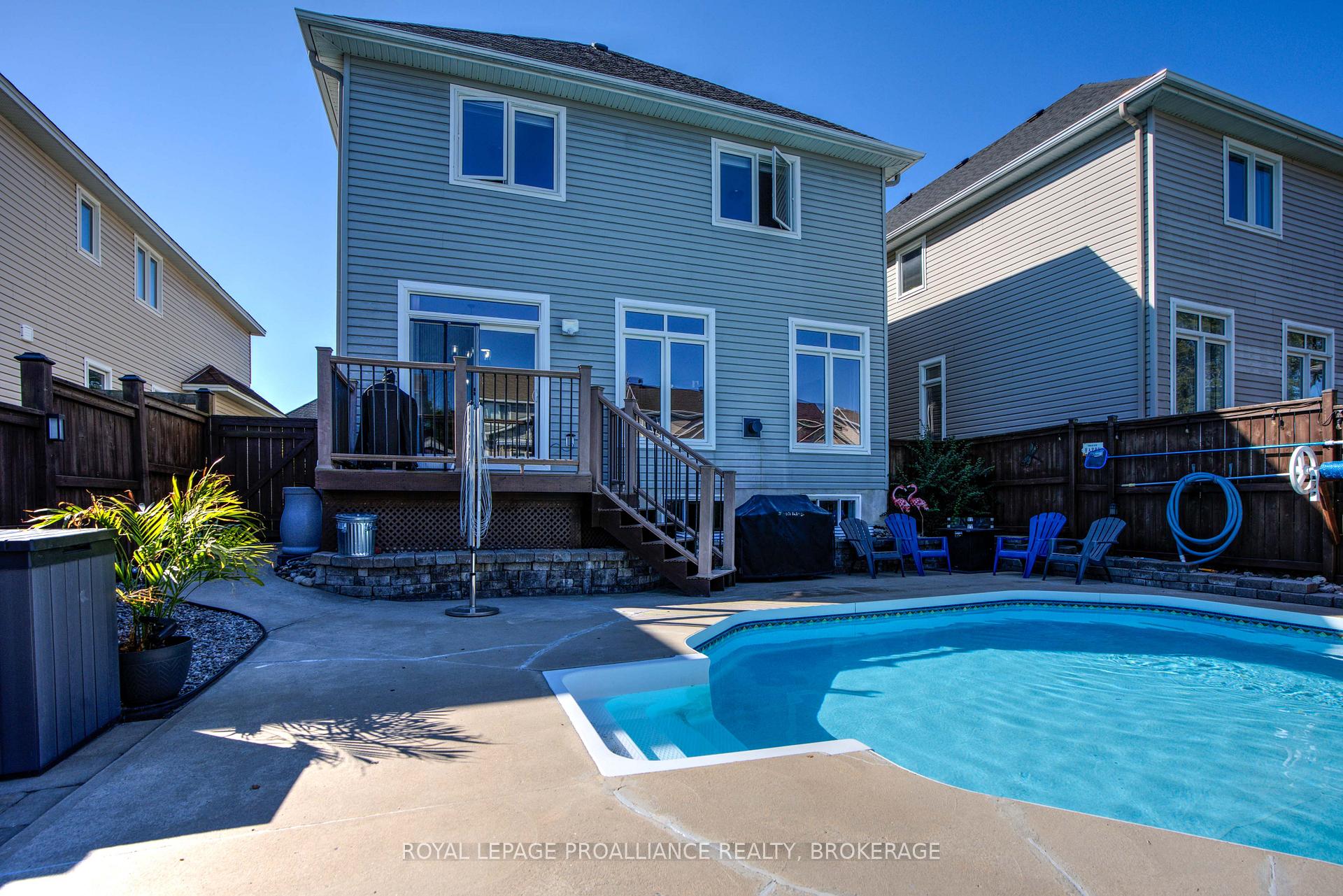 Photo 45 of 496 Cheryl Place, Kingston, Kingston East (Incl Barret Crt) — HOMEH