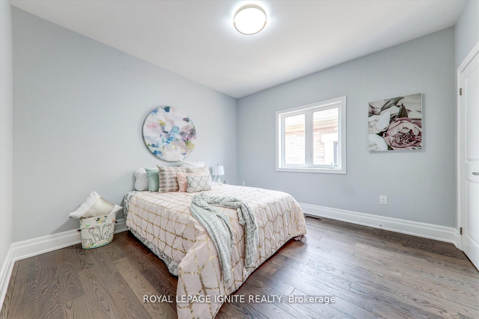 Photo 33 of 12 Warton Court, Markham, Greensborough — HOMEH