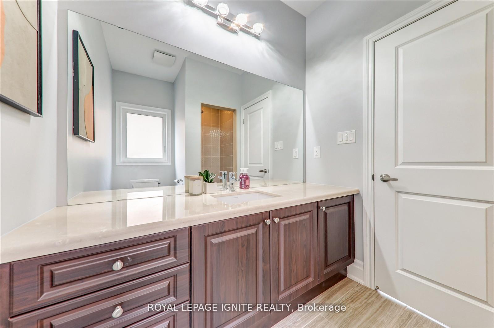 Photo 38 of 12 Warton Court, Markham, Greensborough — HOMEH