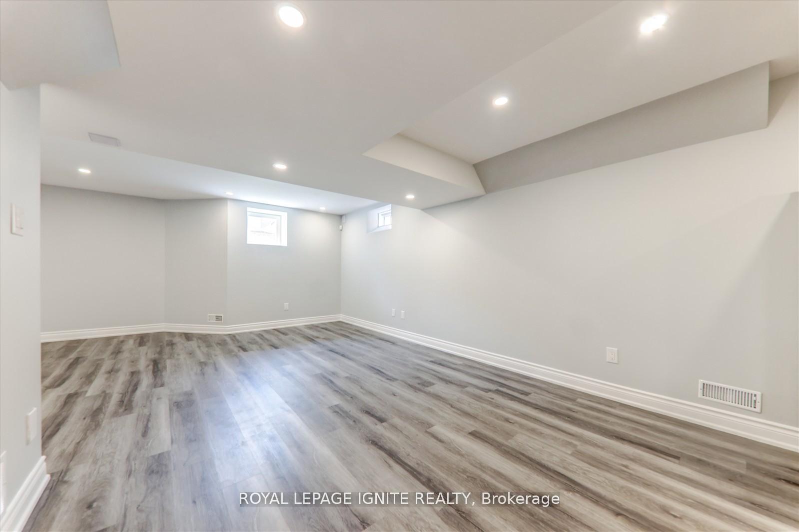 Photo 40 of 12 Warton Court, Markham, Greensborough — HOMEH