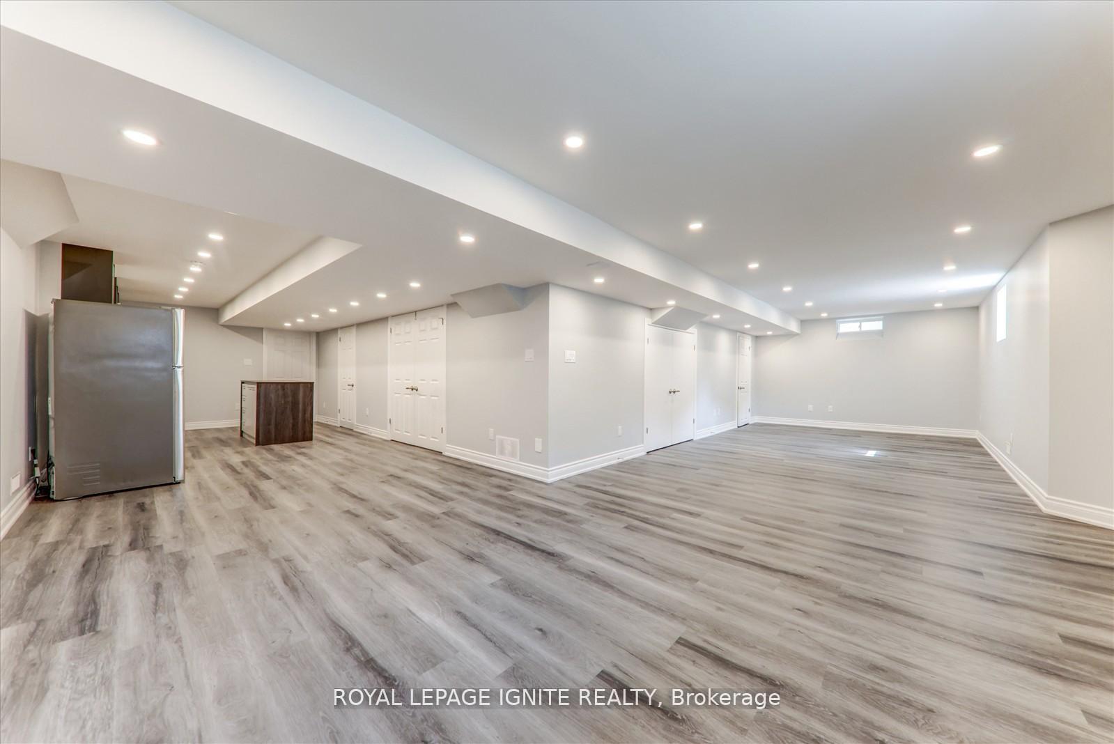Photo 41 of 12 Warton Court, Markham, Greensborough — HOMEH