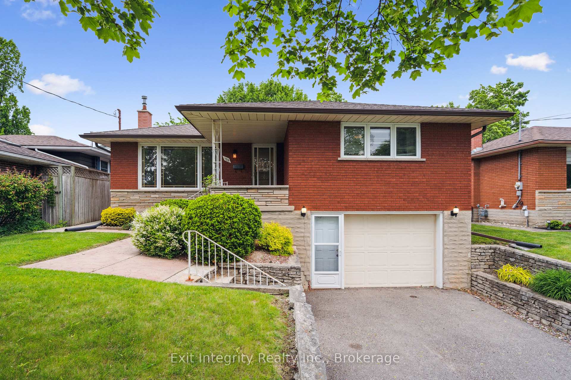 Photo 1 of 126 Elkington Drive, Kitchener — HOMEH