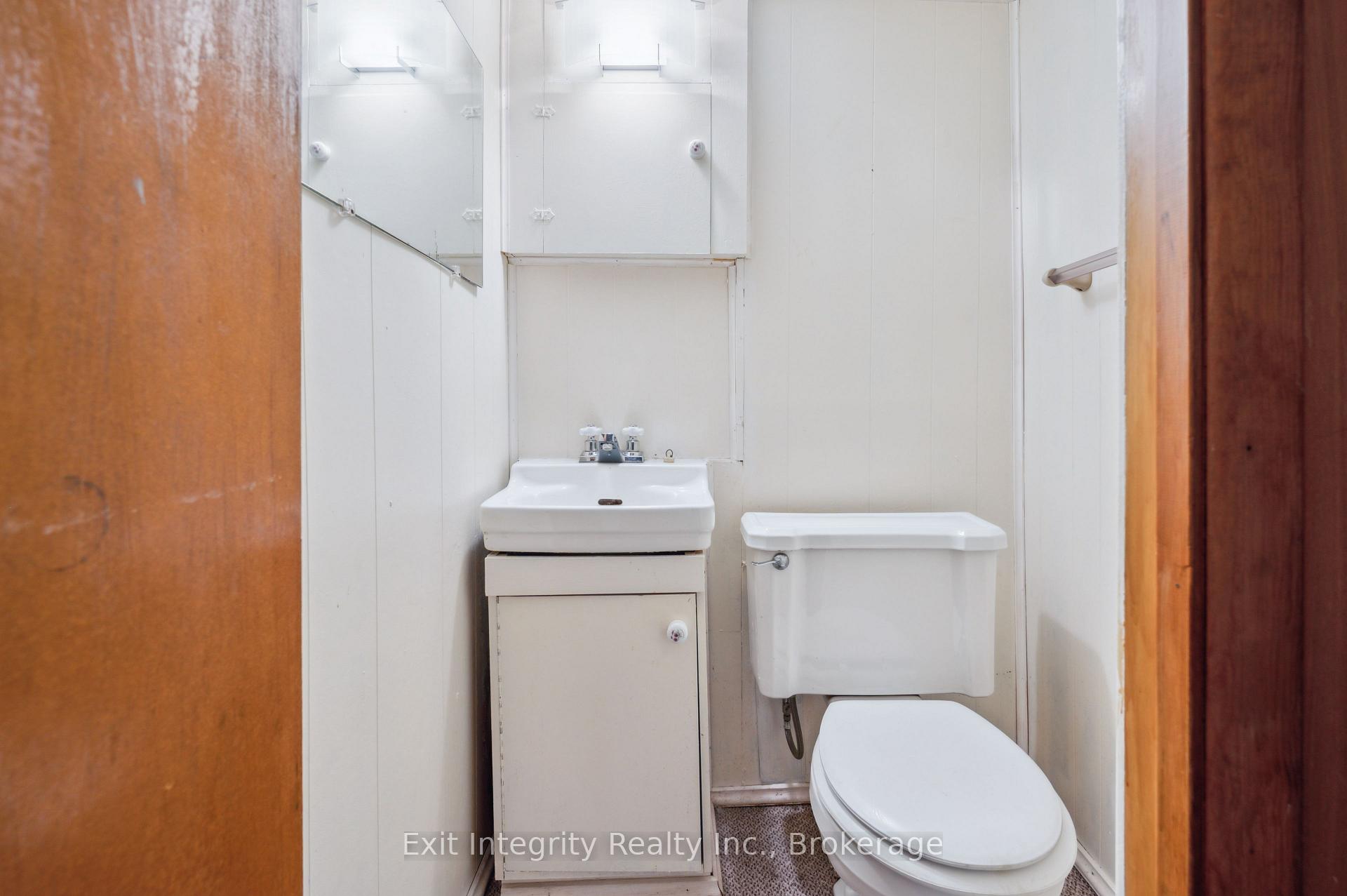 Photo 31 of 126 Elkington Drive, Kitchener — HOMEH