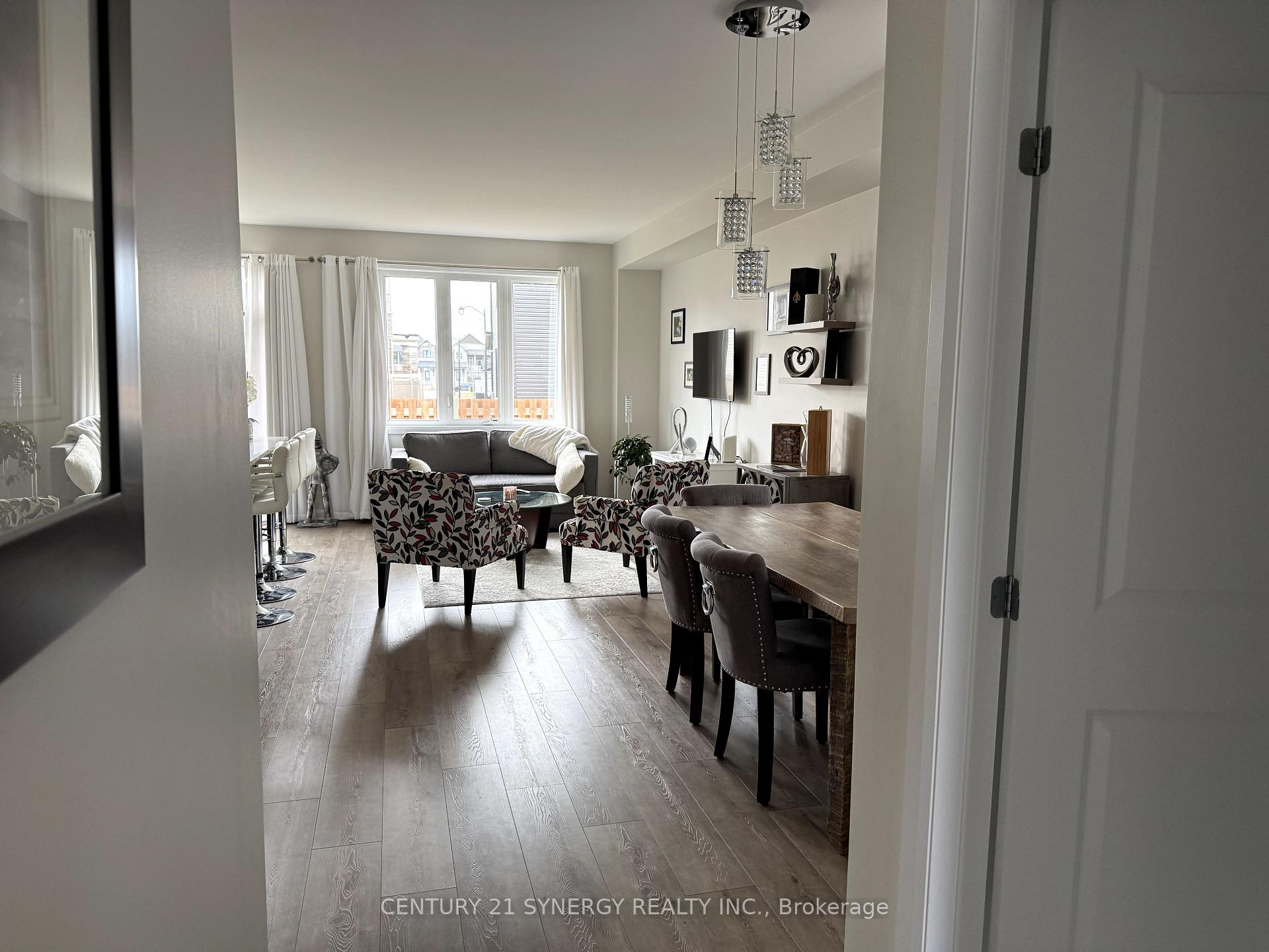 Photo 3 of 219 Clonrush Way, Ottawa, Kanata - Kanata Lakes/Heritage Hills — HOMEH