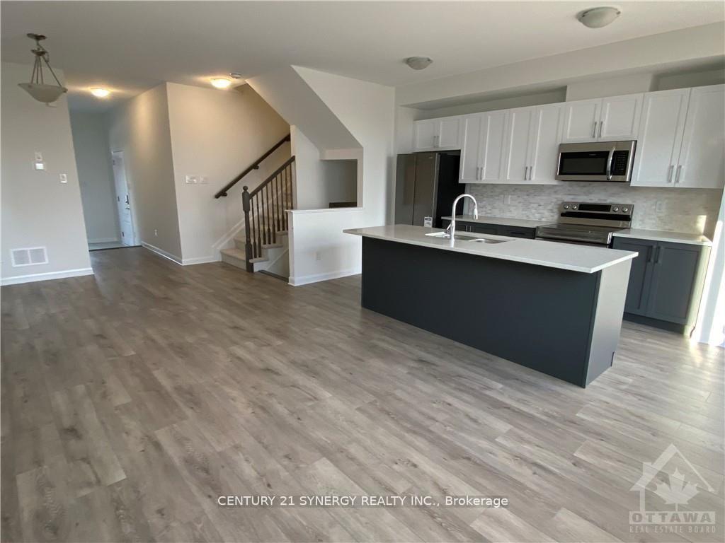 Photo 5 of 219 Clonrush Way, Ottawa, Kanata - Kanata Lakes/Heritage Hills — HOMEH