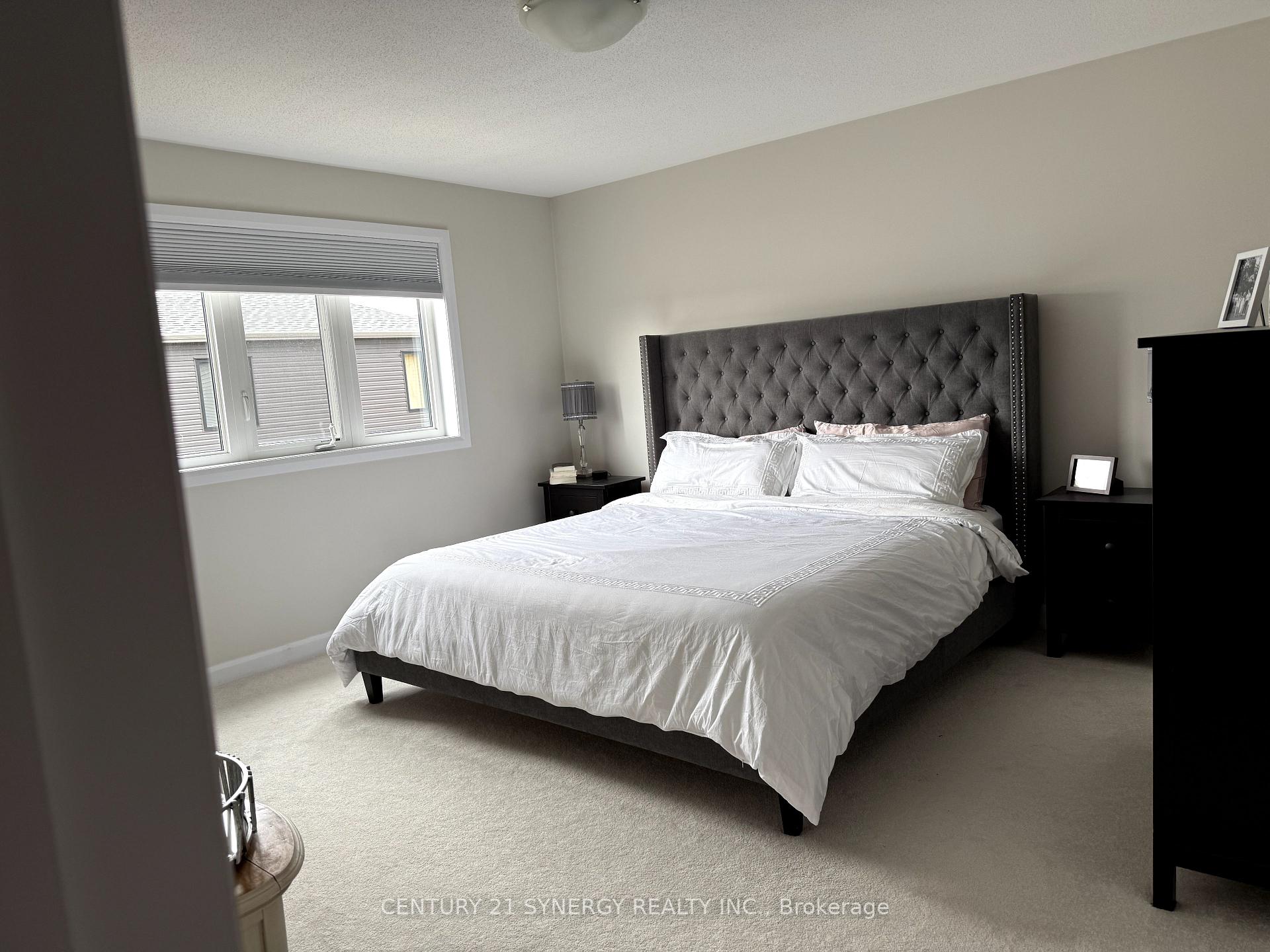 Photo 8 of 219 Clonrush Way, Ottawa, Kanata - Kanata Lakes/Heritage Hills — HOMEH