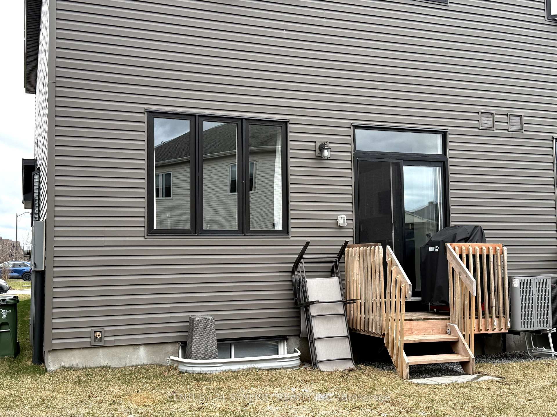 Photo 16 of 219 Clonrush Way, Ottawa, Kanata - Kanata Lakes/Heritage Hills — HOMEH