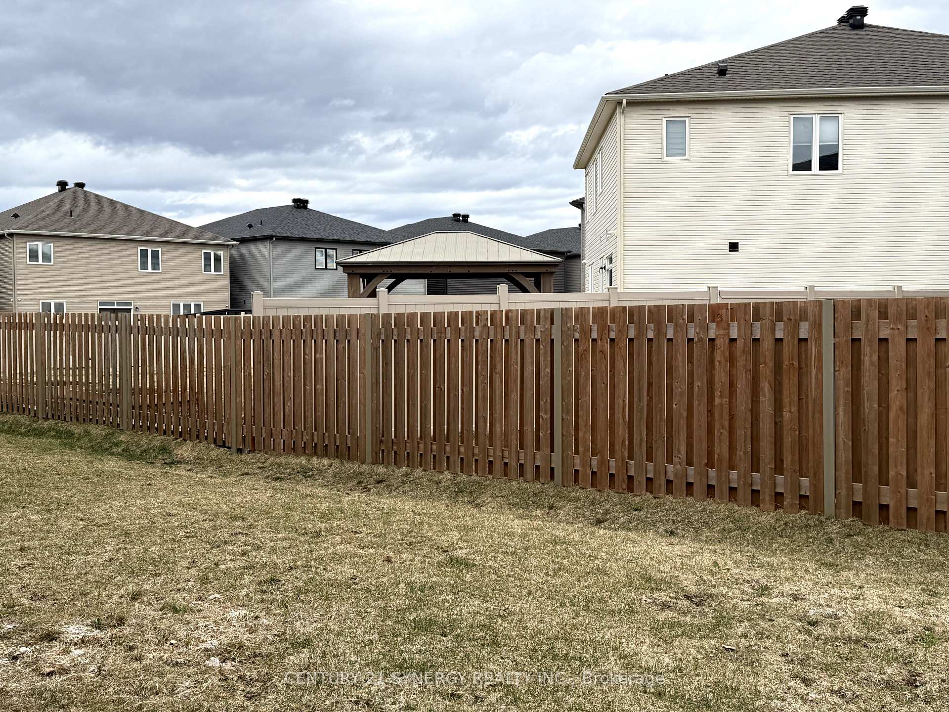 Photo 17 of 219 Clonrush Way, Ottawa, Kanata - Kanata Lakes/Heritage Hills — HOMEH