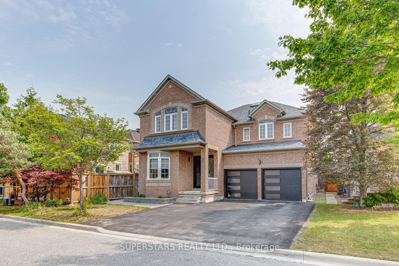 Photo 1 of 35 Chasser Drive, Markham, Greensborough — HOMEH
