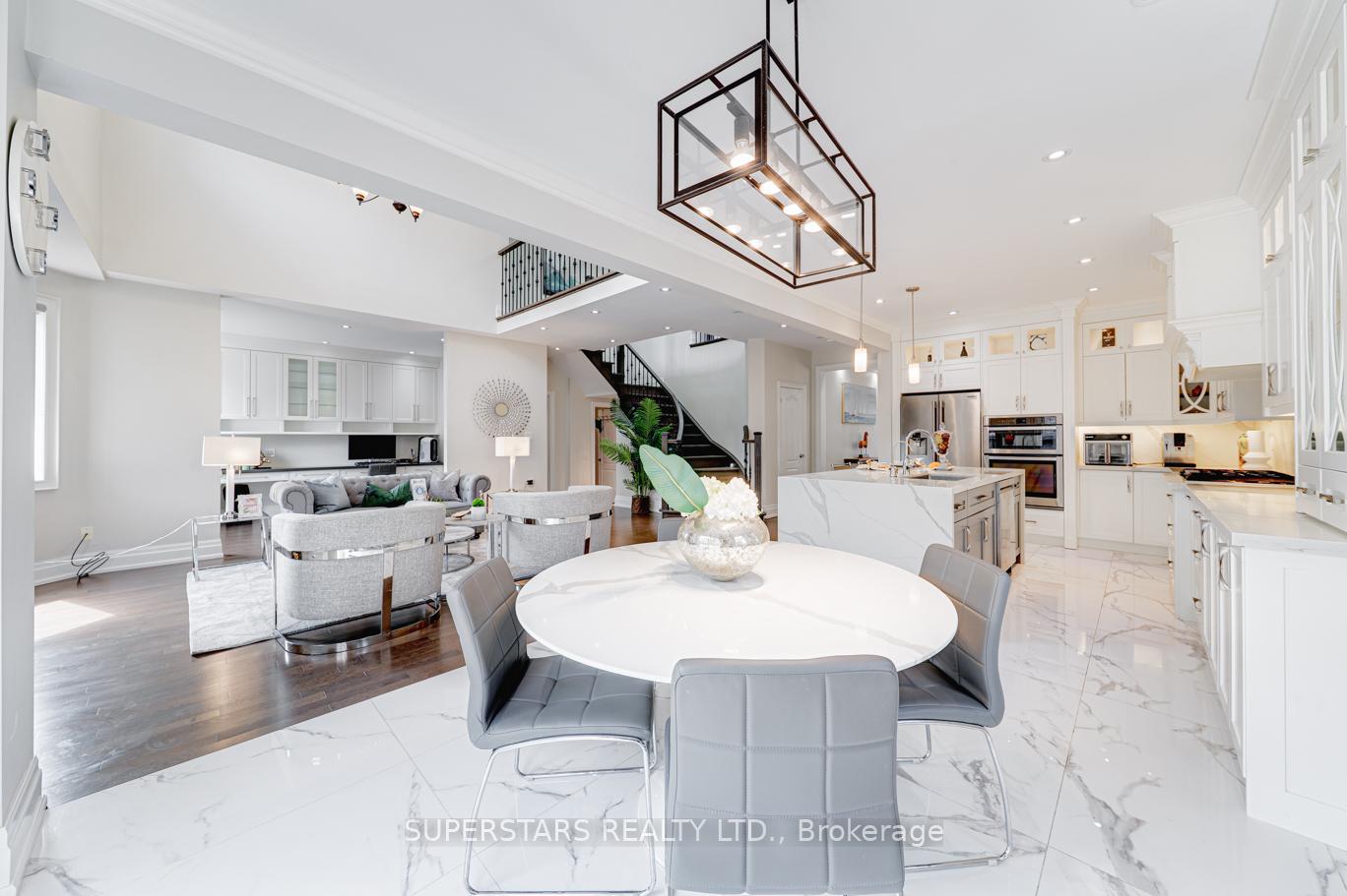Photo 11 of 35 Chasser Drive, Markham, Greensborough — HOMEH