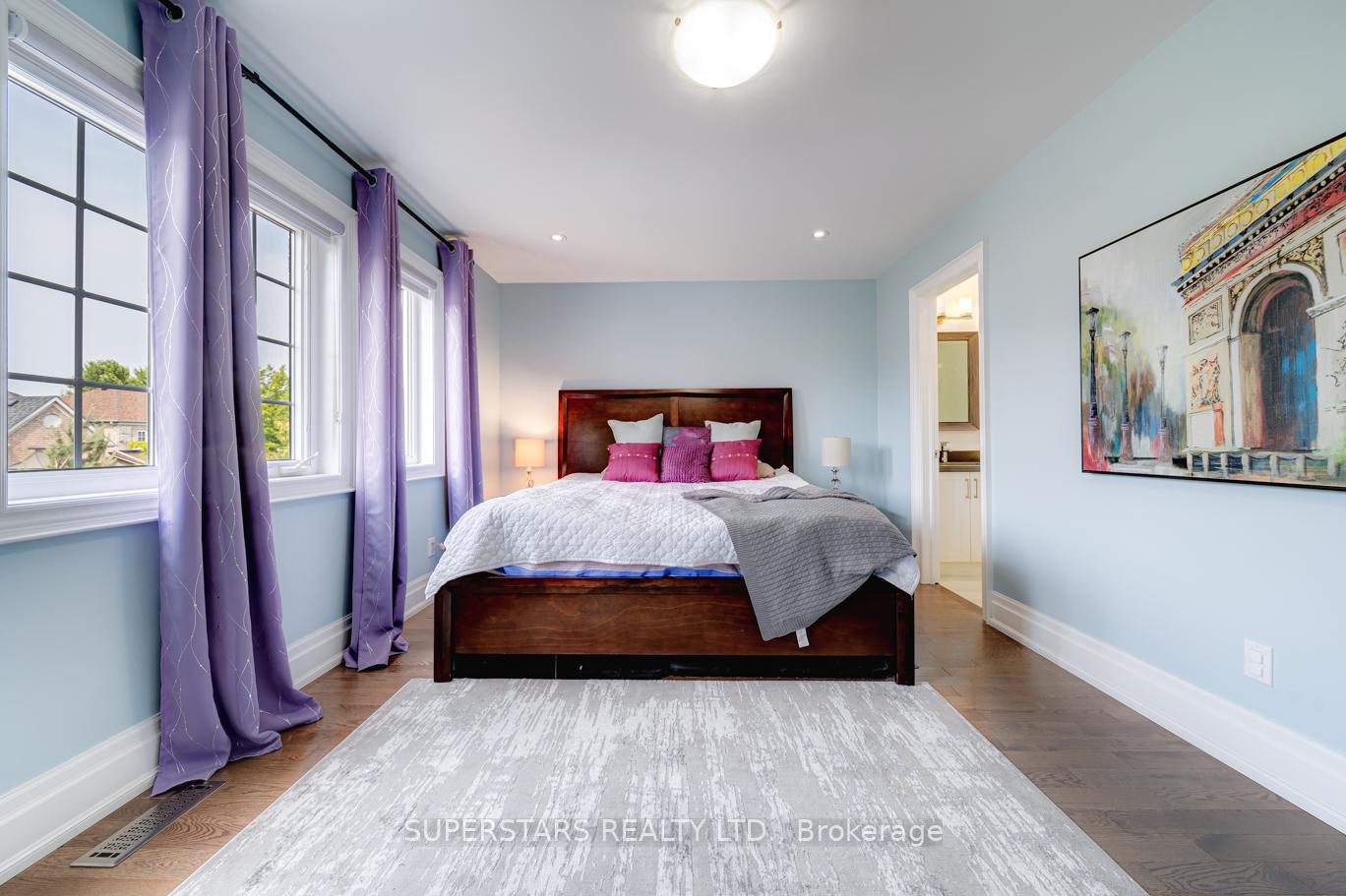 Photo 26 of 35 Chasser Drive, Markham, Greensborough — HOMEH