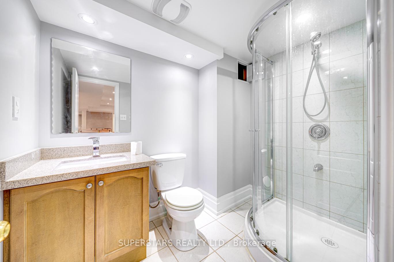Photo 35 of 35 Chasser Drive, Markham, Greensborough — HOMEH
