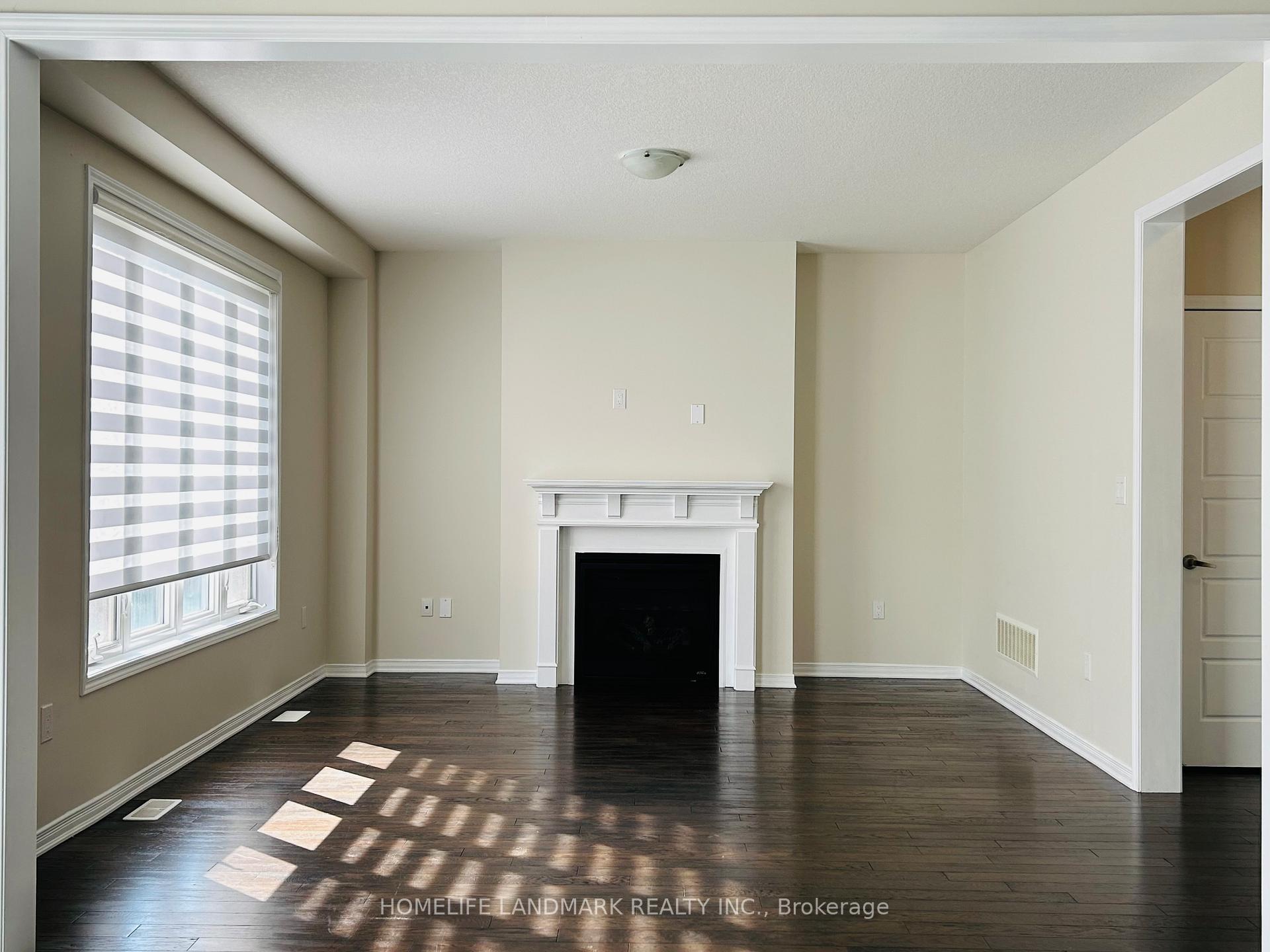 Photo 4 of 97 Cactus Crescent, Hamilton, Stoney Creek — HOMEH