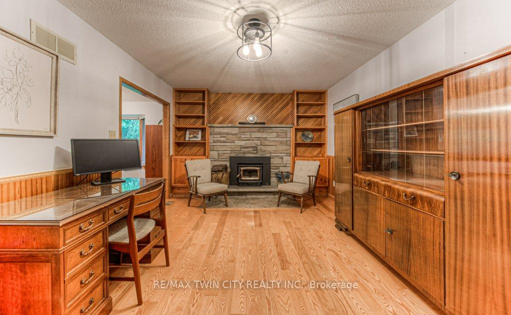 Photo 15 of 91 Nathaniel Crescent, Kitchener — HOMEH
