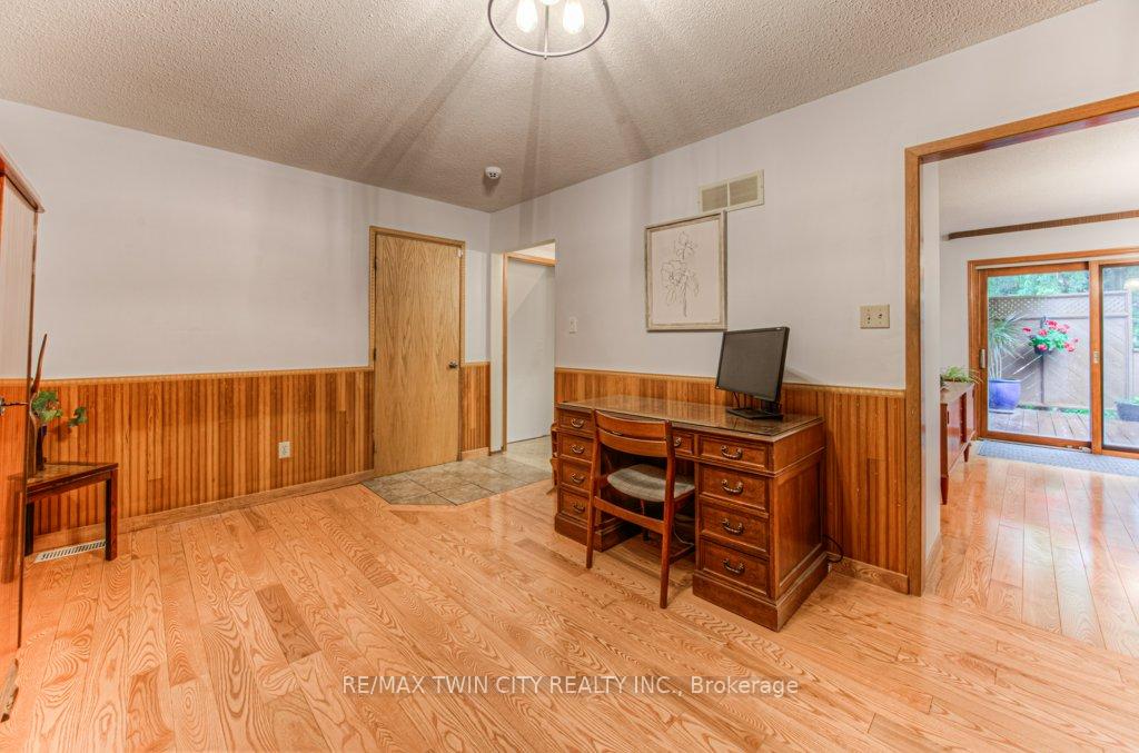 Photo 17 of 91 Nathaniel Crescent, Kitchener — HOMEH