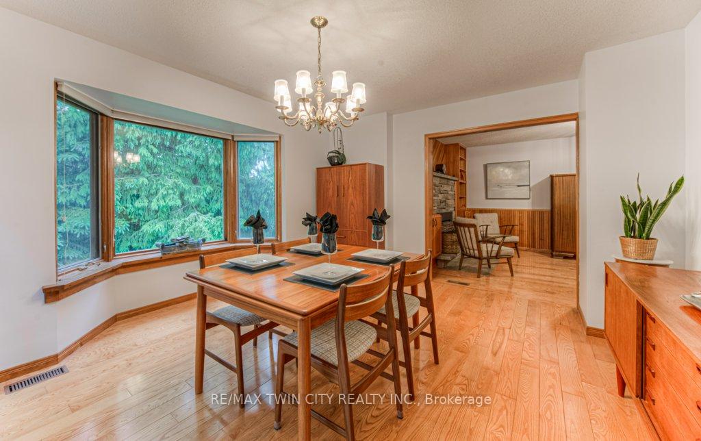 Photo 20 of 91 Nathaniel Crescent, Kitchener — HOMEH
