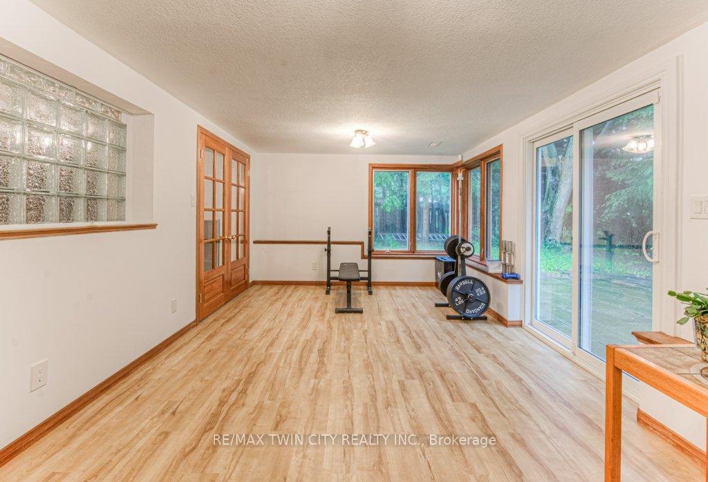 Photo 40 of 91 Nathaniel Crescent, Kitchener — HOMEH