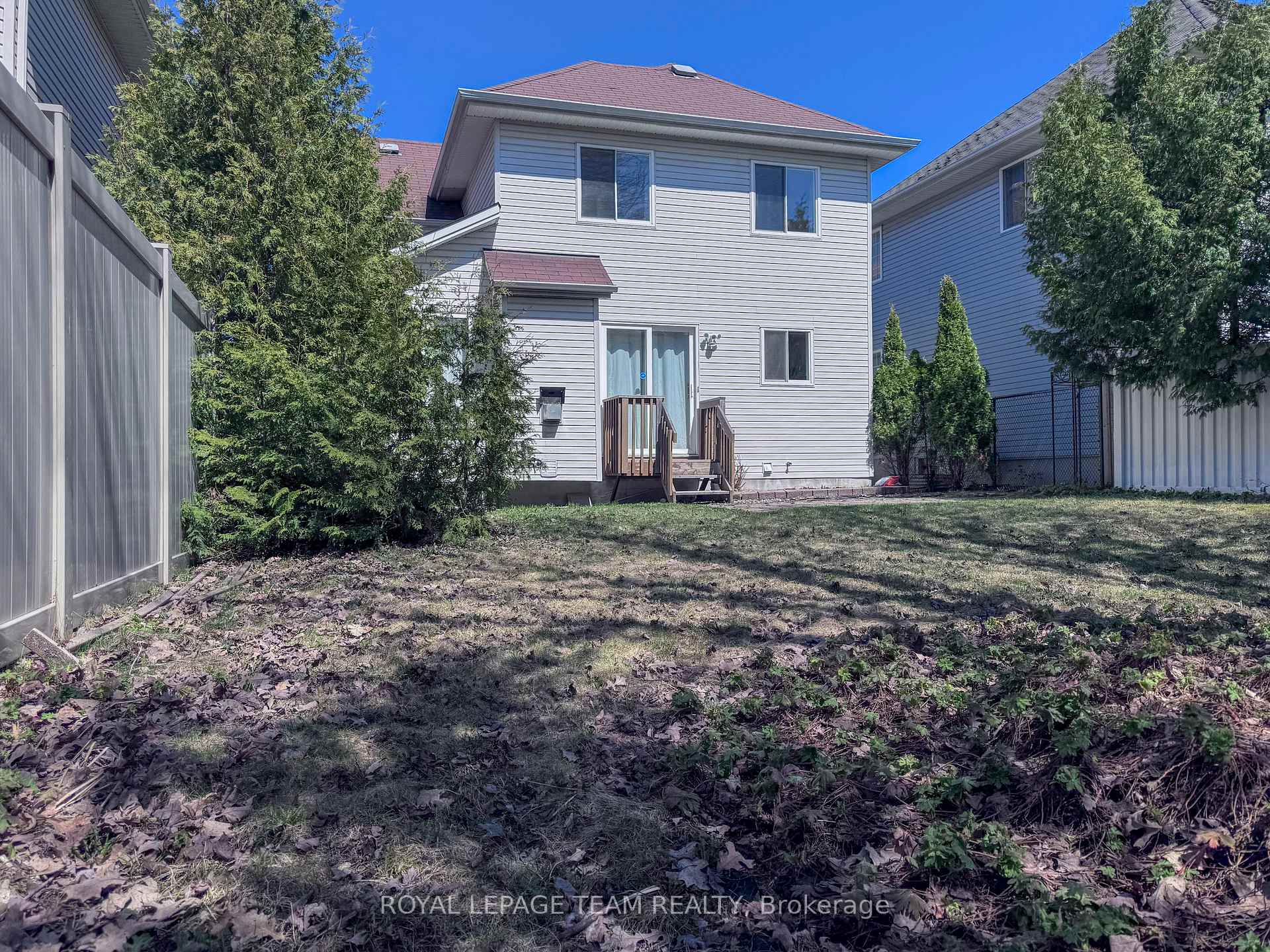 Photo 10 of 199 Bridlewood Drive, Ottawa, Kanata - Bridlewood — HOMEH