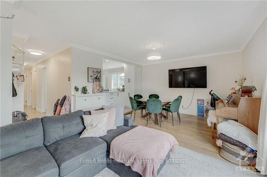 Photo 4 of 29 Courtney Road, Ottawa, Kanata - Glencairn/Hazeldean — HOMEH