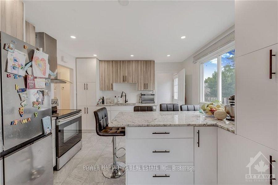 Photo 8 of 29 Courtney Road, Ottawa, Kanata - Glencairn/Hazeldean — HOMEH